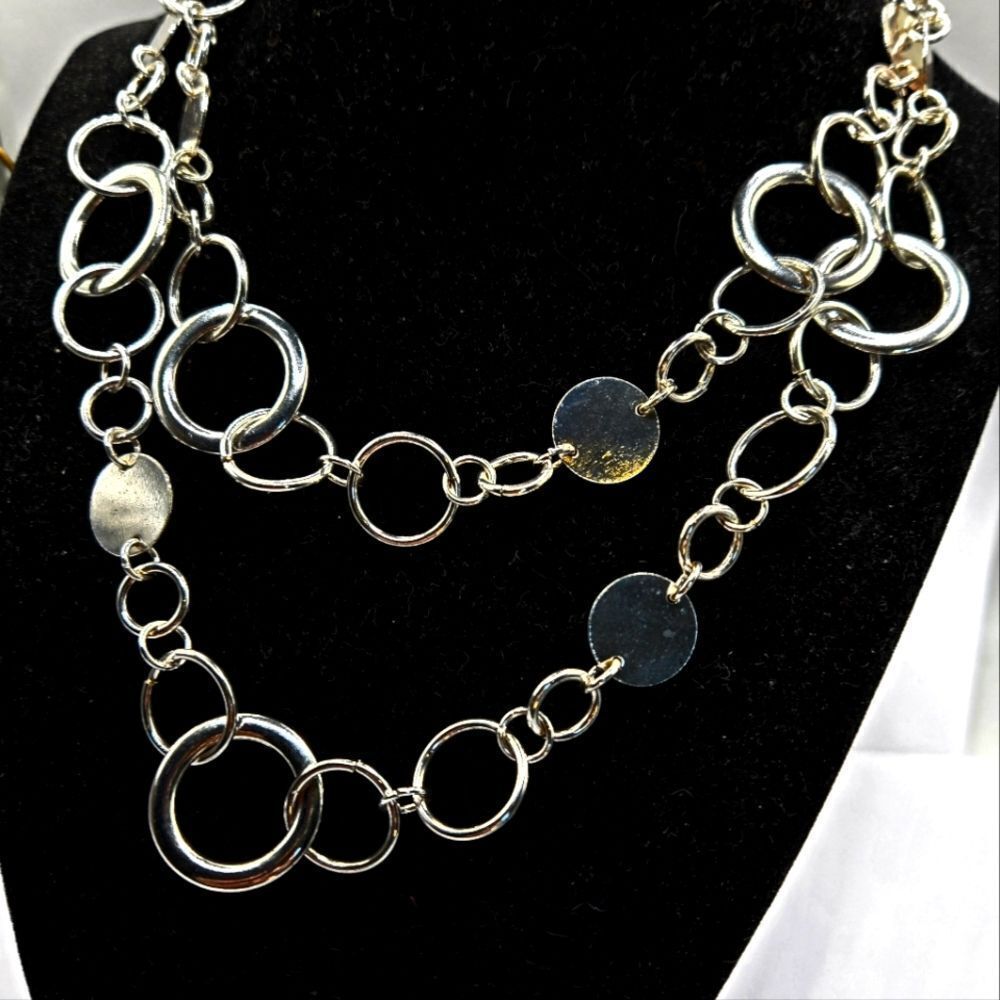 "5/$40" NY Long Silver Tone Circle Link Disc Necklace